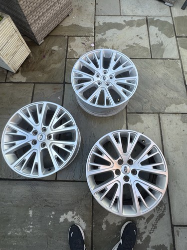 Genuine set range rover - genuine,