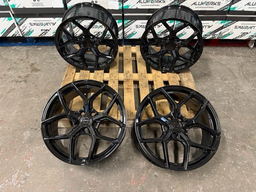 New black alloy wheels - 19",